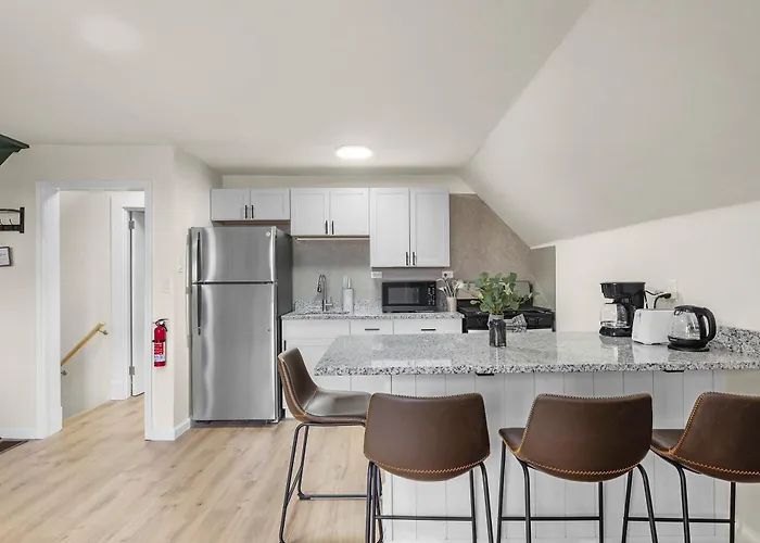 Squirrel Hill Modern Haven 1br With Private Parking