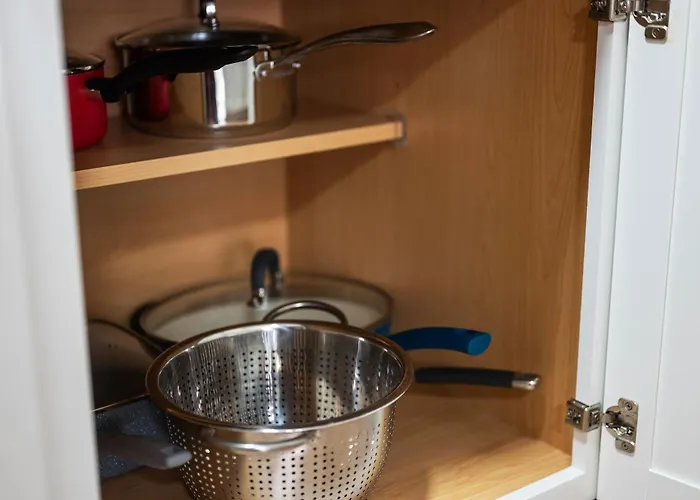 Squirrel Hill Modern Haven 1br With Private Parking *