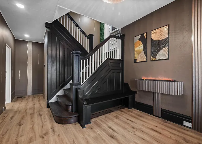 Apartment Squirrel Hill Modern Haven 1br With Private Parking *