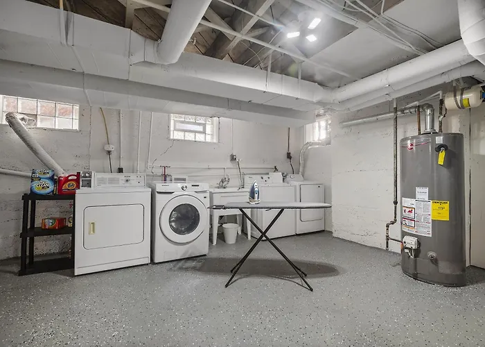 Squirrel Hill Modern Haven 1br With Private Parking